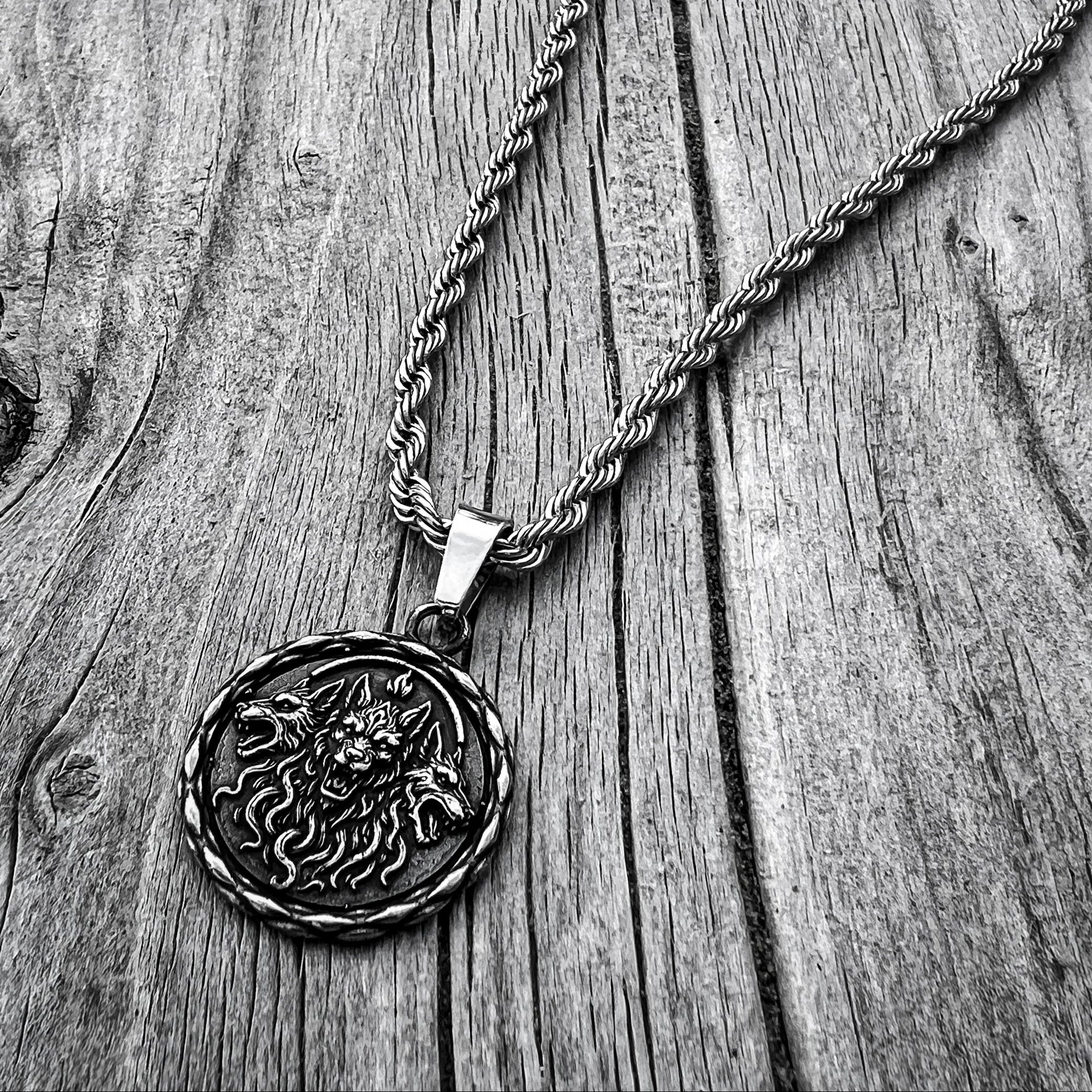THE GUARDIAN Pendant